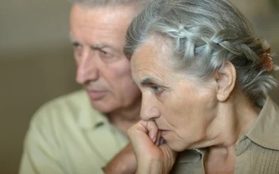 Desorientación en personas mayores: causas, señales de alarma y cuándo acudir a especialistas